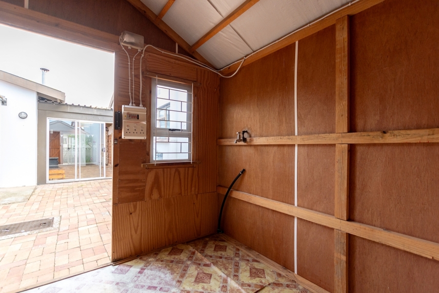 To Let 4 Bedroom Property for Rent in Dwarskersbos Western Cape